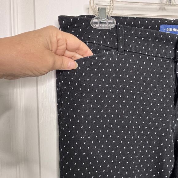 Old Navy Wms Mid Rise Black White Print Pixie Ankle Pants Size 10 Casual - Picture 6 of 8